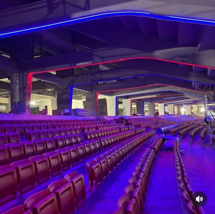 何時竣工？諾坎普仍在測試第一層看臺的照明系統(tǒng)