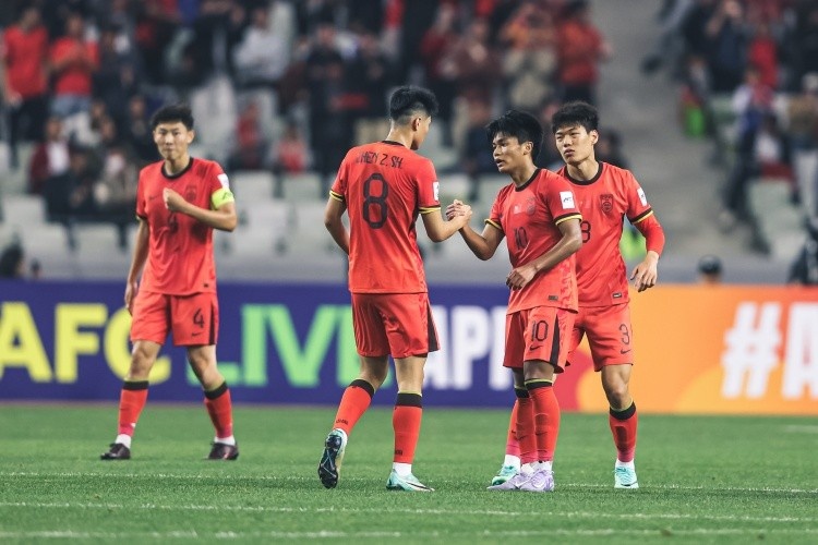 壓著打，站著死，用悲情換來希望，這屆國青值得掌聲！