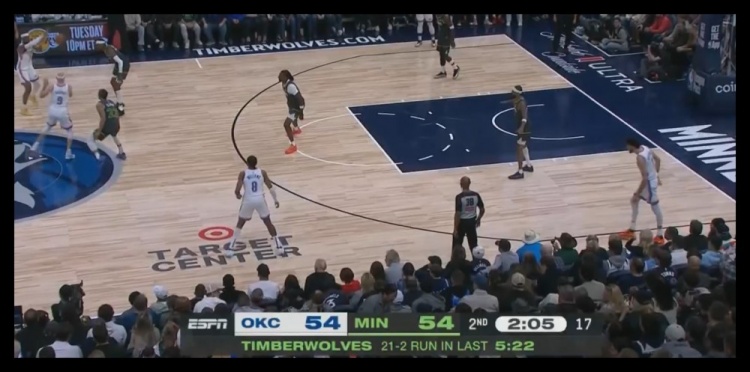 很突然！森林狼5分30秒內(nèi)轟出21-2攻擊波 一舉抹平場上分差