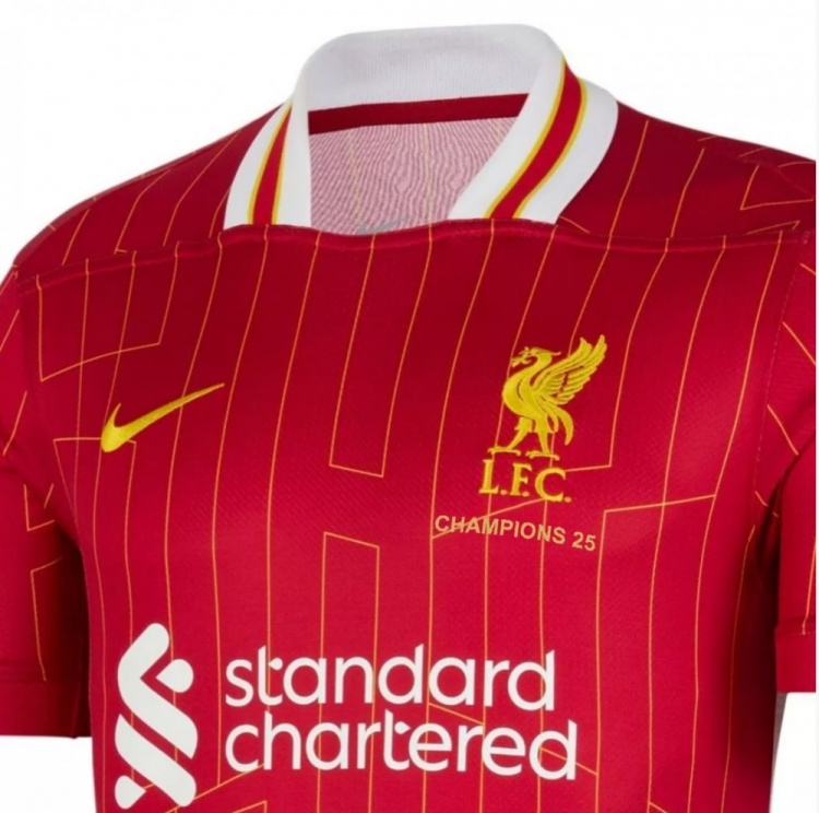 穩(wěn)了？ 鏡報(bào)：零售商推利物浦非官方奪冠T恤，印有冠軍25字樣