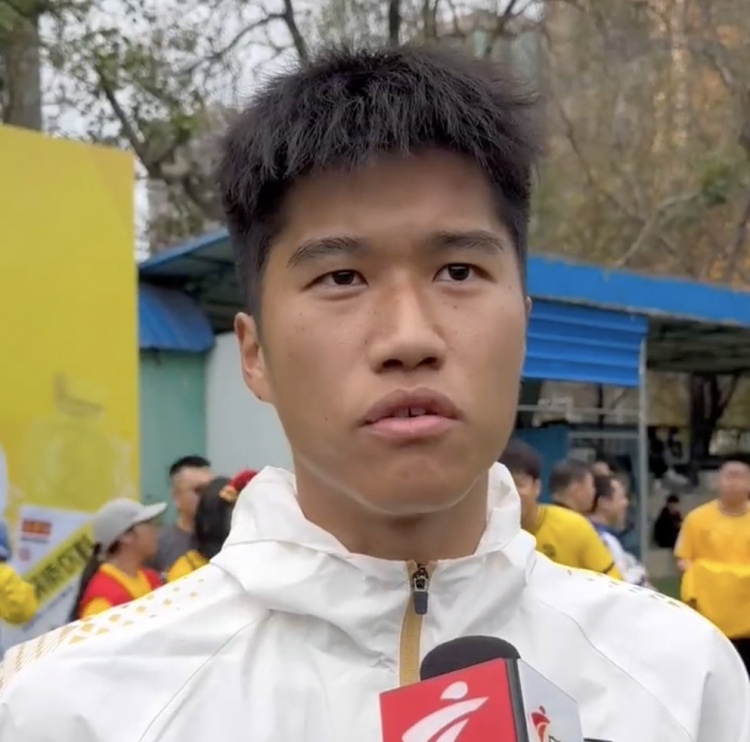 廣州豹新援侯煜：可以為廣州這個(gè)培養(yǎng)我的地方而努力，是我的榮幸