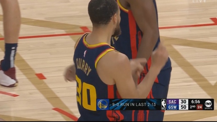 火力壓制！勇士多點(diǎn)開花 2分鐘轟出9-0的攻擊波擴(kuò)大優(yōu)勢