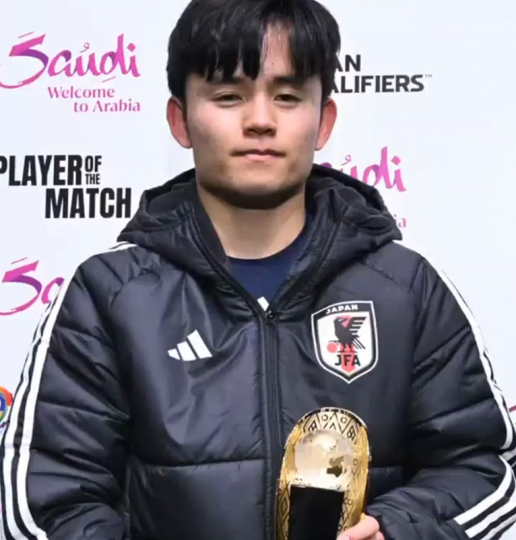 一傳一射閃耀全場！官方：久保建英當(dāng)選日本2-0巴林全場最佳