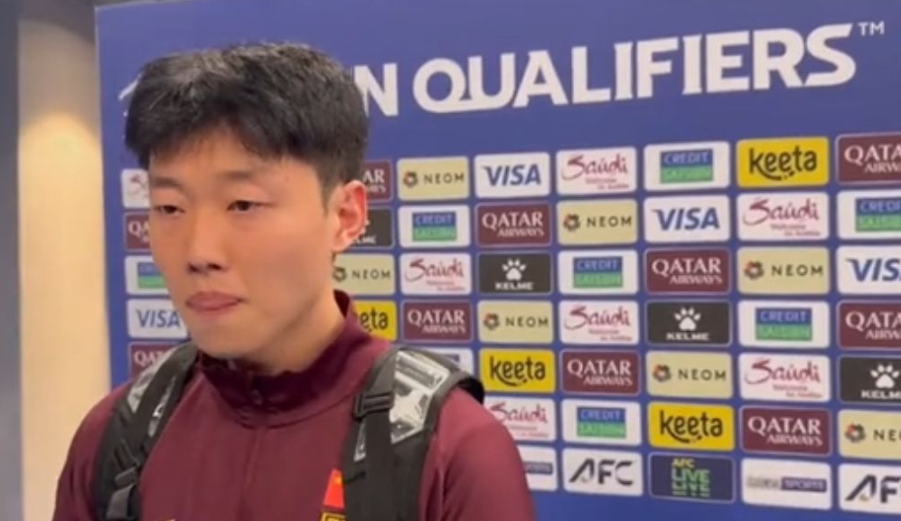 高準(zhǔn)翼：計(jì)劃保平爭勝但有些意外情況 紅牌后大家說挺過上半場