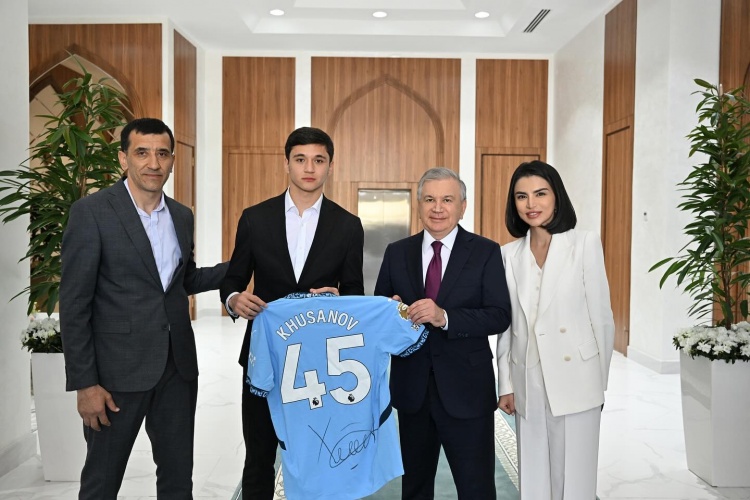 為國爭光！胡桑諾夫受烏茲別克斯坦總統(tǒng)接見，向?qū)Ψ劫浰吐乔蛞?> </a>
                            <div   id=