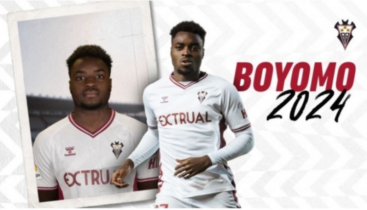 36小時(shí)+8000公里+3次航班！奧薩蘇納球員博約莫趕上對(duì)巴薩的比賽