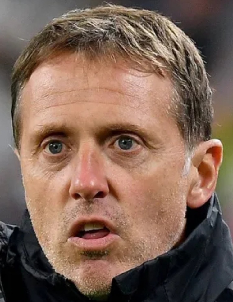 記者：佩爾圖西奧將重返尤文一線隊(duì)，擔(dān)任體能教練