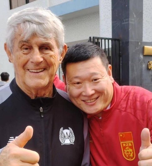 山東男子蹬三輪騎行700公里赴杭州看球：突破極限，回去騎不動(dòng)了