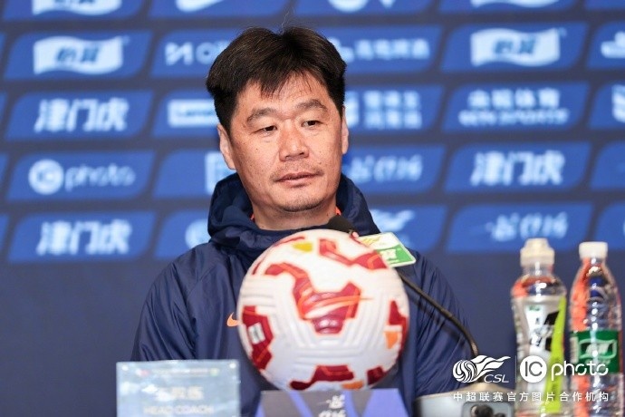 李霄鵬：希望明天比賽能打出一些新的東西，取得一個好的結(jié)果