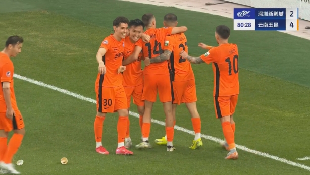 玉昆4-2領先新鵬城！杜加利奇冒頂，徐宏杰得球抽射破門