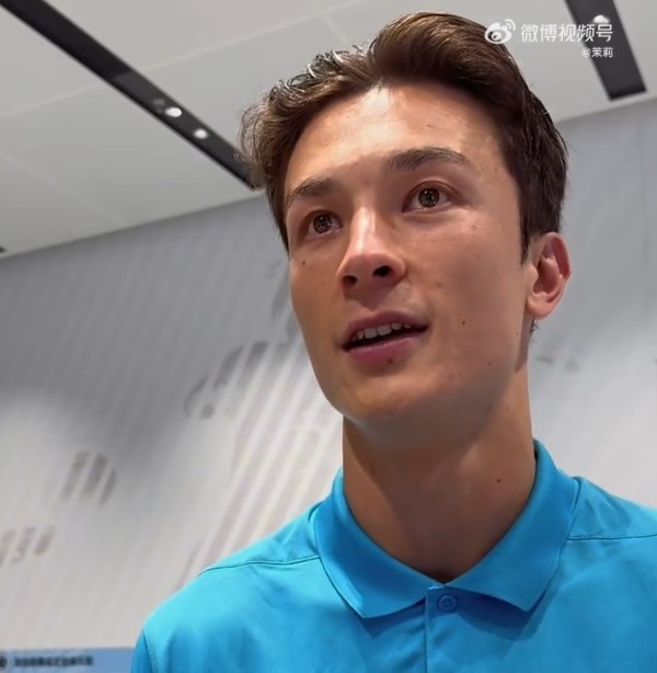 安永佳：專業(yè)足球場氛圍很美妙 玉昆的徐宏杰讓我印象最深刻