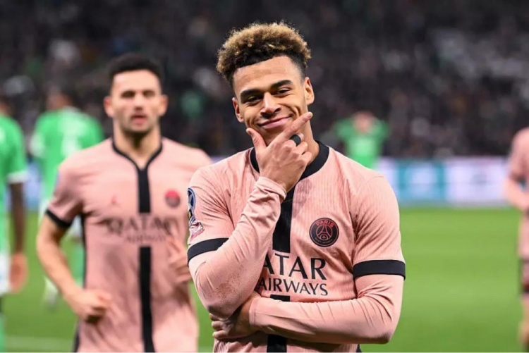 聽到有人把他比作內(nèi)馬爾，杜埃：我還有很多需要提升的地方