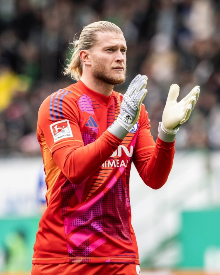 沙爾克04官方：卡里烏斯左小腿肌肉結(jié)構(gòu)性受傷，賽季報(bào)銷