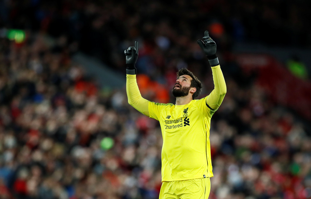 阿利森單場9撲救，追平有統(tǒng)計以來褲襪&盧寧保持的歐冠淘汰賽紀錄