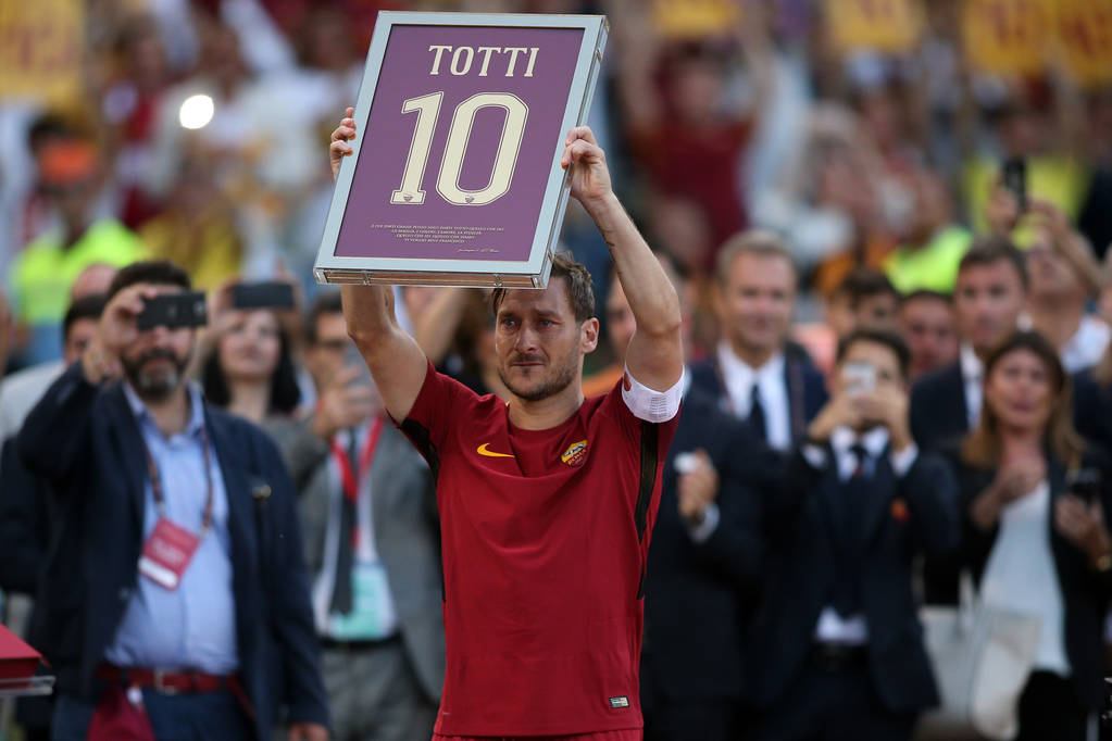 一人一城！32年前的今天托蒂上演羅馬一線隊首秀