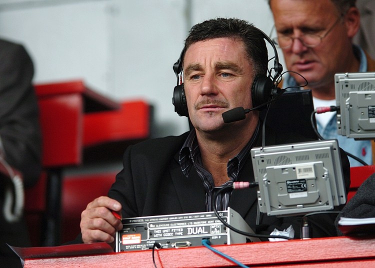 名宿：阿諾德加盟皇馬會(huì)祝他好運(yùn)，若他留隊(duì)續(xù)約我會(huì)非常高興