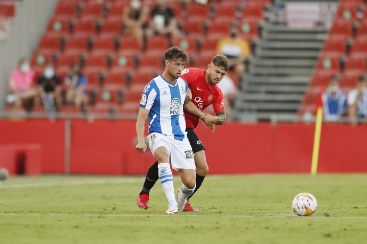 本賽季西甲僅5名球員至少3次主罰點球全部命中，普阿多為其中之一