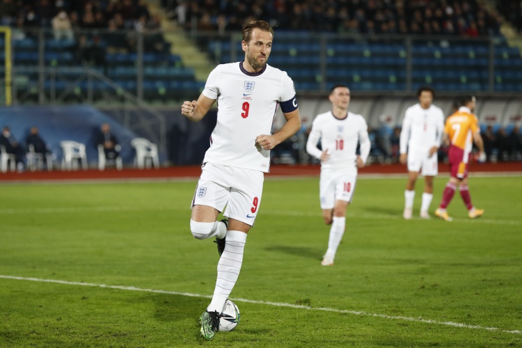 凱恩：對連勝+零封感到滿意但必須要有耐心，和圖赫爾共事很愉快