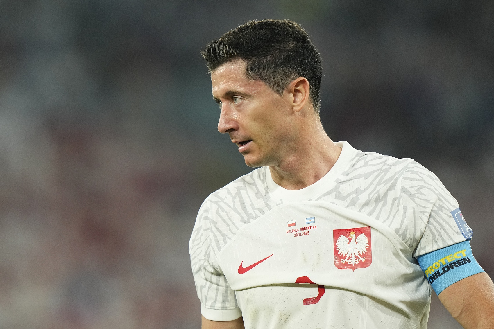 世體：小腿不適的萊萬不會提前返回巴薩，他可以出戰(zhàn)馬耳他