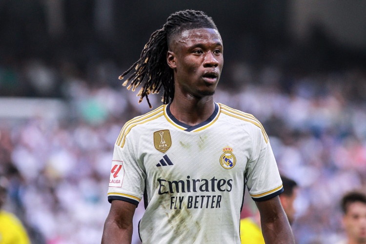 西媒：瓜帥支持曼城今夏求購(gòu)卡馬文加，皇馬目標(biāo)簽若昂-內(nèi)維斯