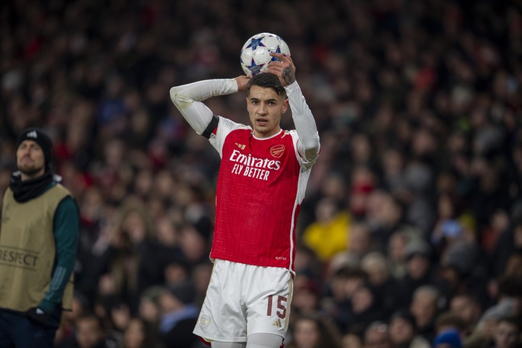 全市場(chǎng)：接替若納坦-塔，勒沃庫(kù)森向阿森納咨詢了基維奧爾的信息