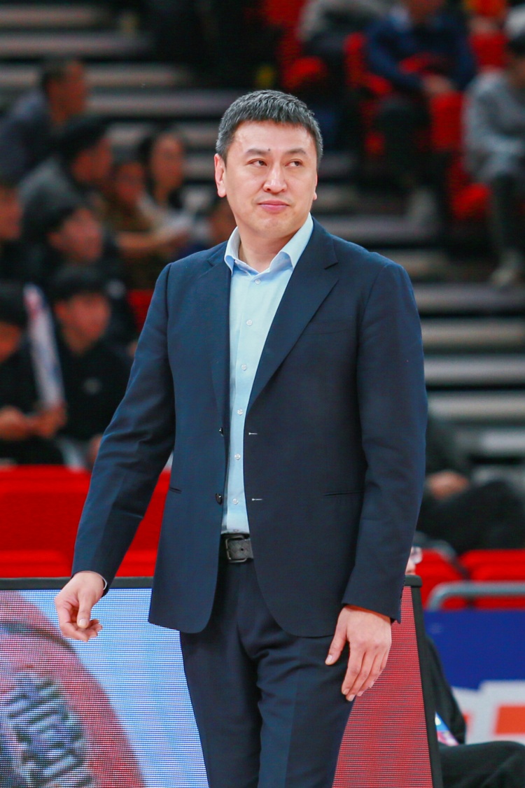 曾帶隊進(jìn)總決賽！媒體人：王世龍不再擔(dān)任浙江男籃主教練
