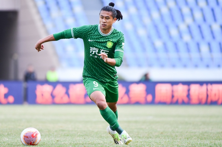 于大寶寄語張玉寧：雖然外援對國產(chǎn)前鋒沖擊大，但要先保持好心態(tài)