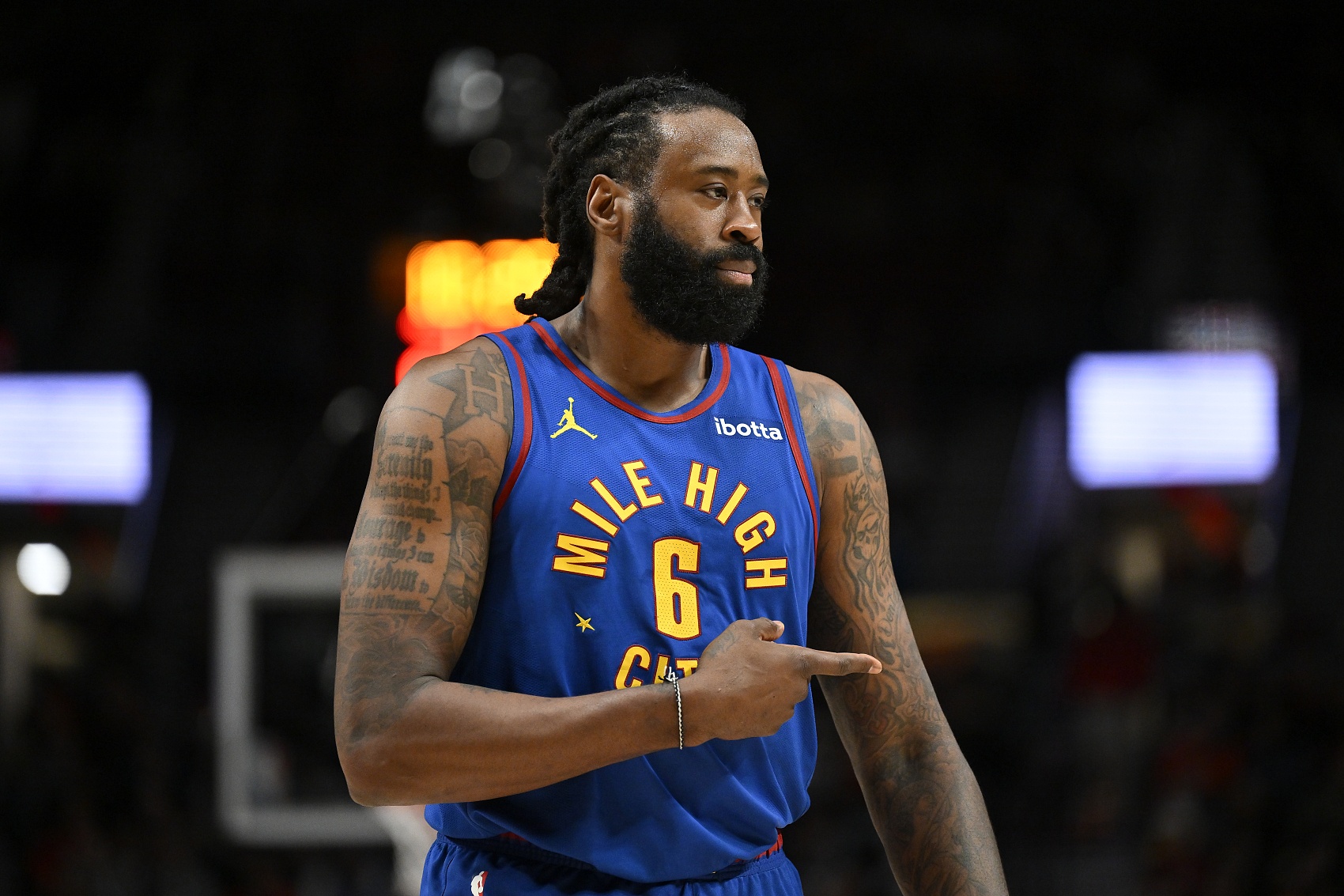 廉頗老矣尚能飯！小喬丹半場(chǎng)3投全中貢獻(xiàn)6分6板5助1斷！