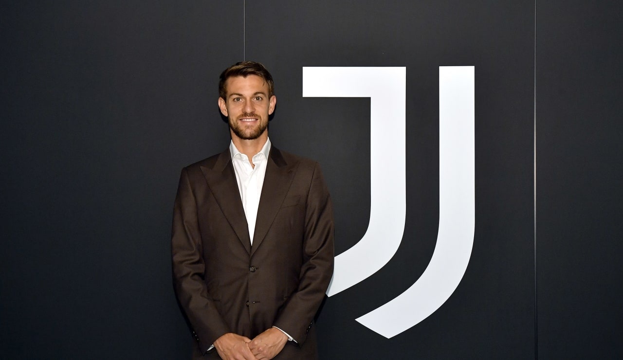 經(jīng)紀(jì)人：魯加尼仍屬于尤文，還不清楚下賽季的情況