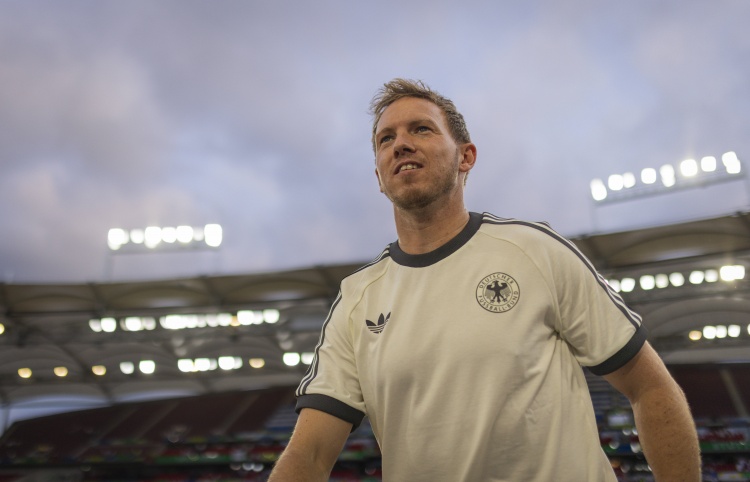 納帥：上半場(chǎng)是我執(zhí)教以來(lái)最好的半場(chǎng)，下半場(chǎng)問(wèn)題在于回傳太多