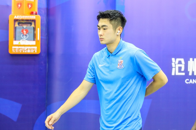 東體：陳晉一受傷部位需一段時(shí)間恢復(fù)，斯盧茨基選擇空間相當(dāng)大