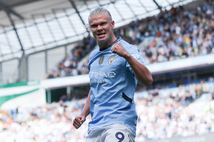 哈蘭德連續(xù)3個(gè)賽季主客場(chǎng)均能打進(jìn)至少10球，凱恩后英超第二人