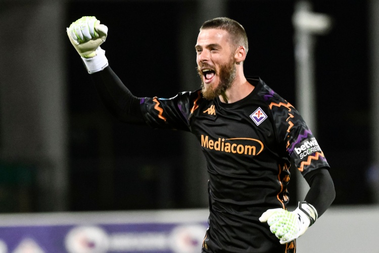 斯基拉：佛羅倫薩將德赫亞視為關(guān)鍵球員，計劃激活續(xù)約條款