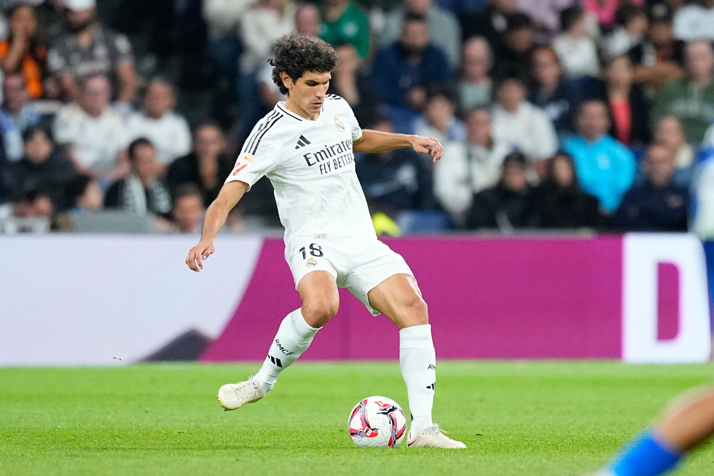 羅馬諾：巴列霍肌肉受傷將缺席數(shù)周，6月份他將自由身離隊(duì)