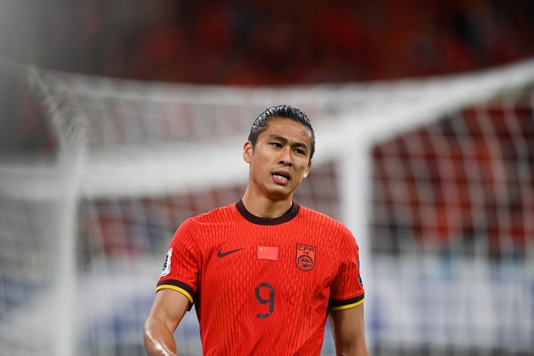 王鈺棟、劉誠(chéng)宇迎來機(jī)會(huì)？林良銘下場(chǎng)停賽，張玉寧鋒線搭檔誰(shuí)？