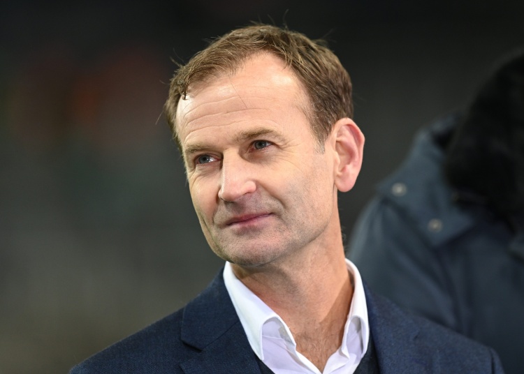 電訊報(bào)：重返英足總，前曼聯(lián)總監(jiān)阿什沃斯正商談?chuàng)胃吖苈毼?> </a>
                            <div   id=