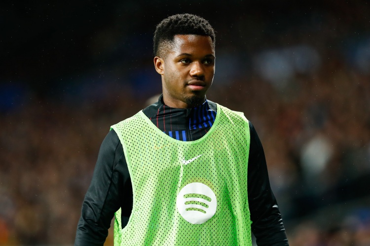 每體：法蒂的年薪逐年遞增，這對于巴薩的經(jīng)濟來說是個問題