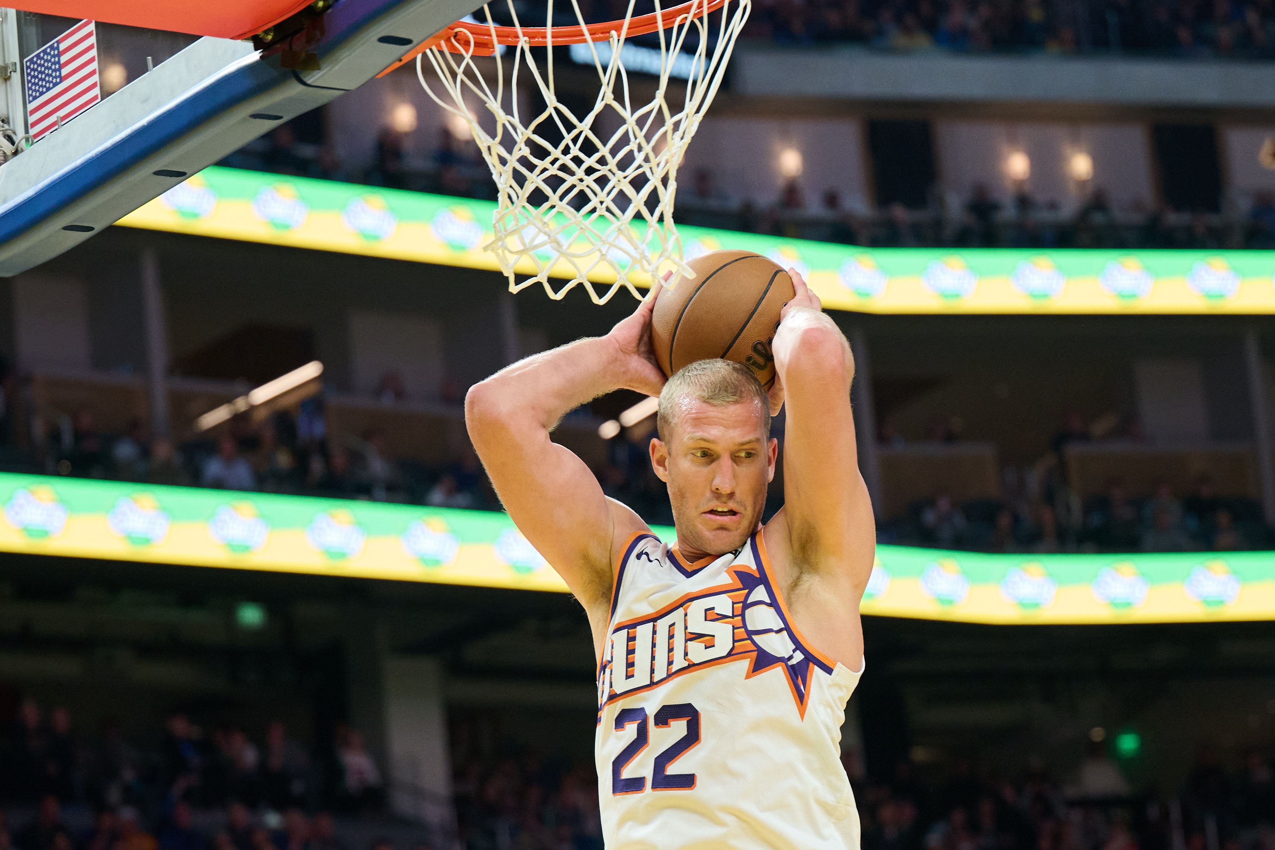 逆轉(zhuǎn)大功臣！普拉姆利7中4&6罰全中貢獻14分6板4助 正負值+19！