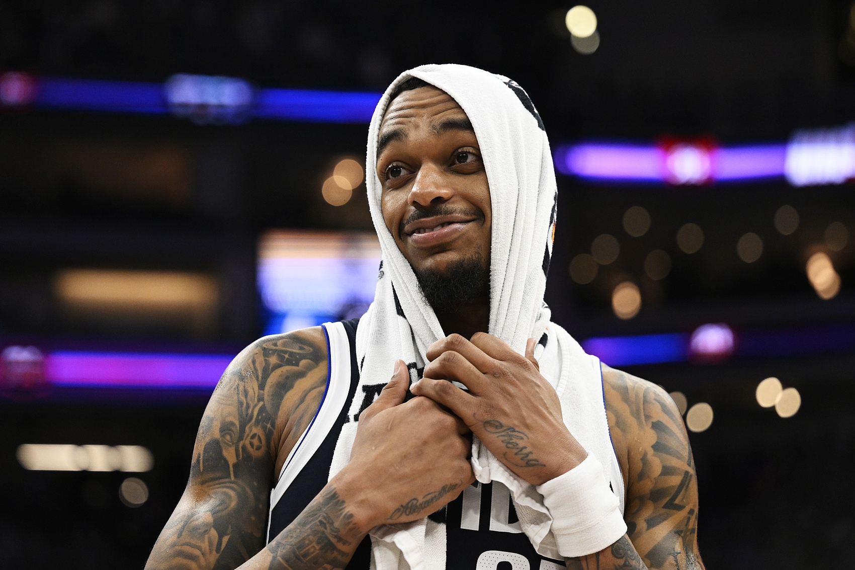 今日獨行俠VS馬刺！PJ-華盛頓和凱-瓊斯因傷不打 鮑威爾可以出戰(zhàn)