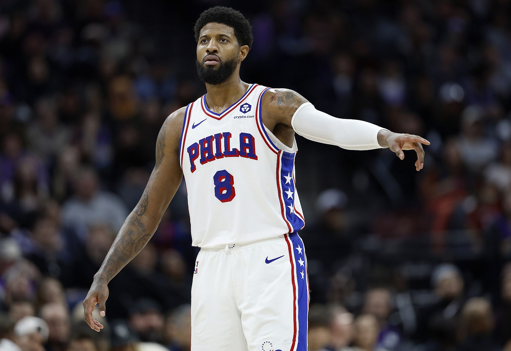 喬治：現(xiàn)在誠(chéng)實(shí)的說 進(jìn)季后賽有點(diǎn)不太可能