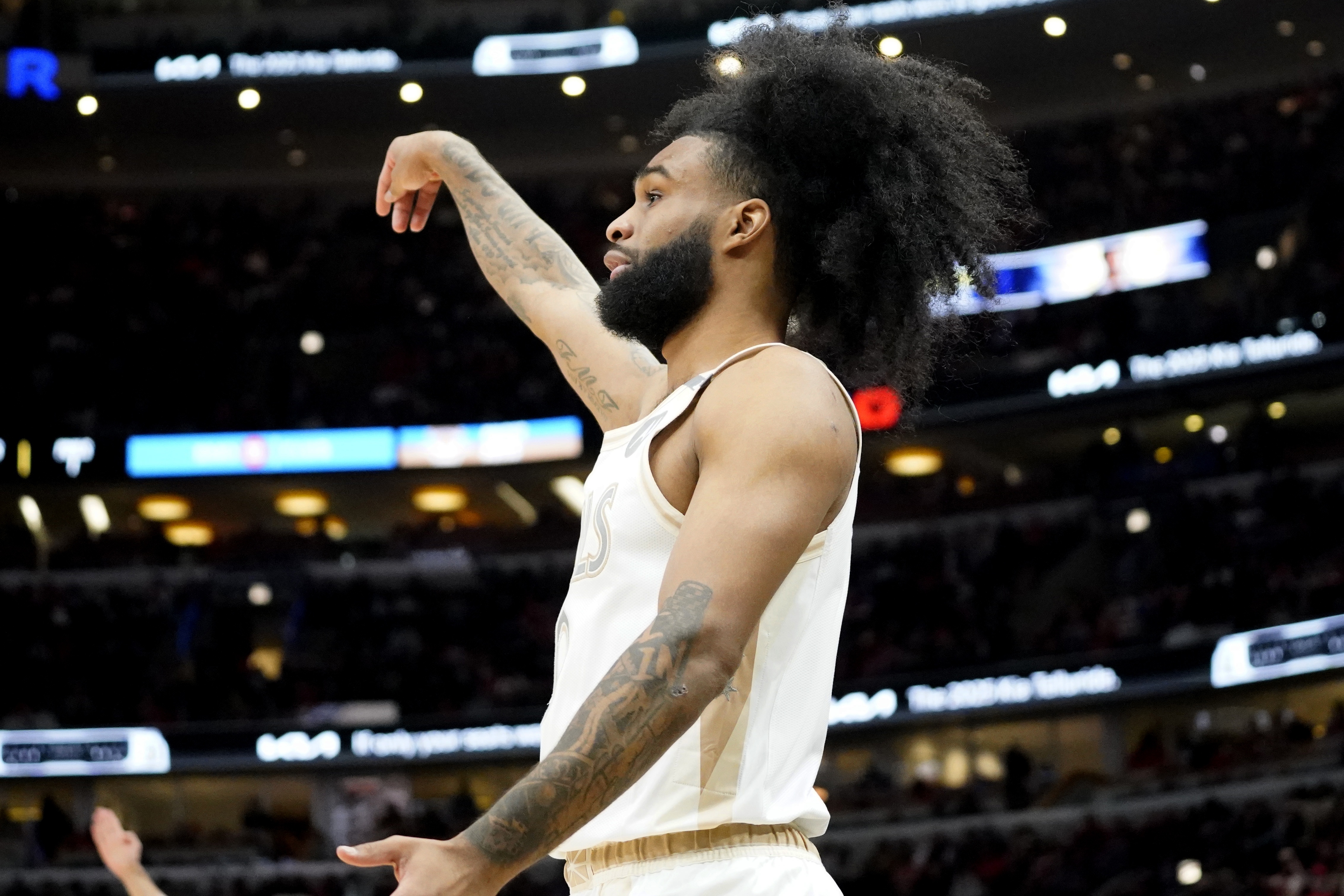 關(guān)鍵3+1拖入加時！科比-懷特19中8拿到24分4板3助4斷 末節(jié)15分