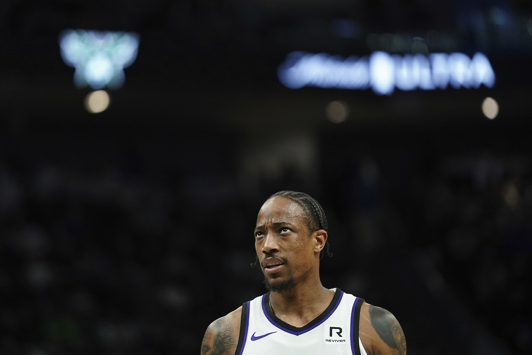 德羅贊：球隊(duì)所剩機(jī)會不多 我們不想讓自己陷入深淵中