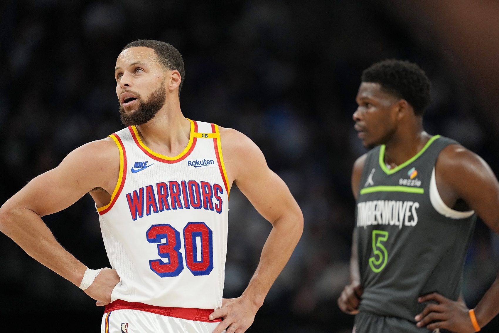 聯(lián)盟三分榜前10：愛德華茲比斯利前2 庫里和第一僅差6記三分！