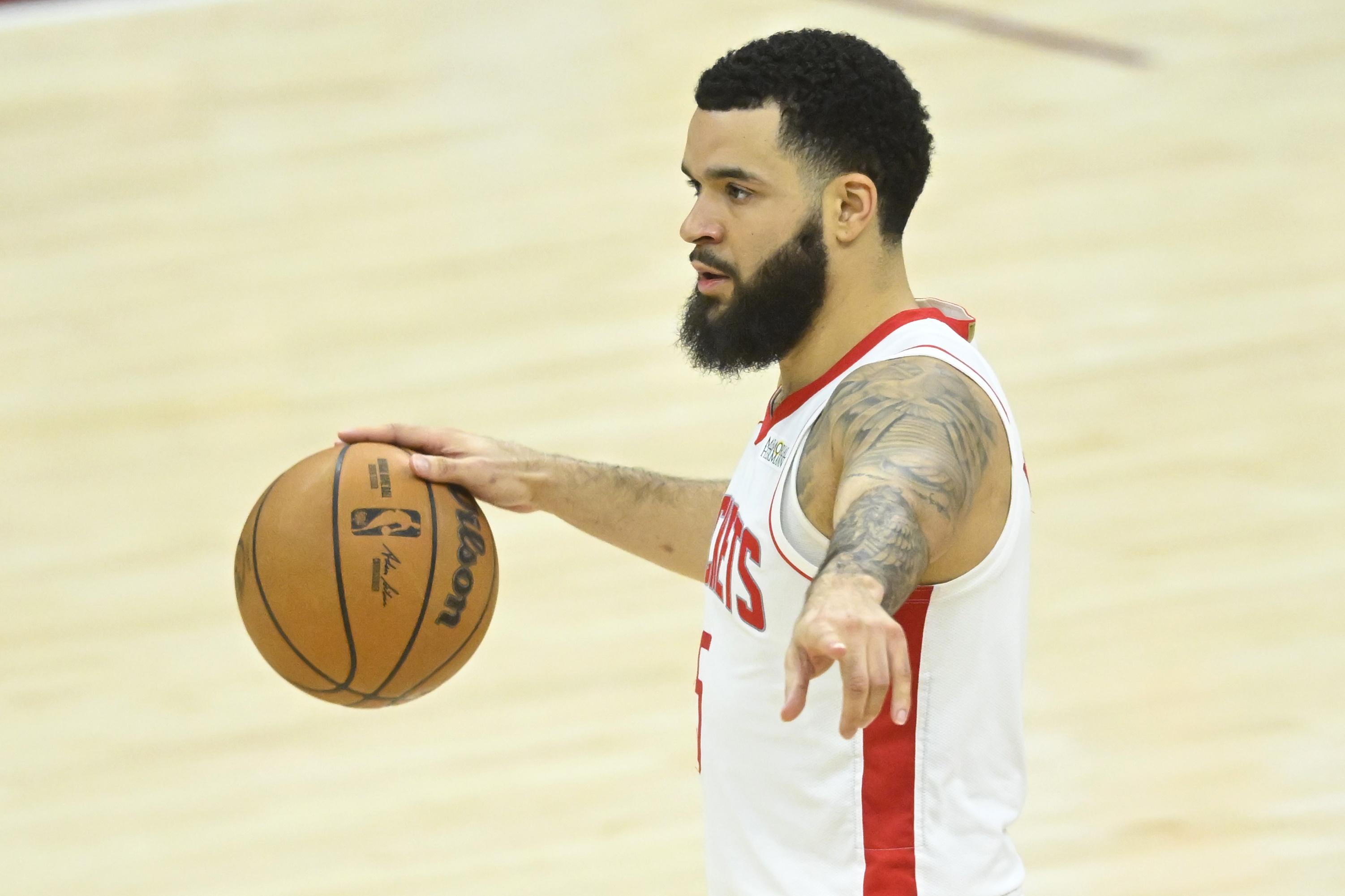 背靠背第二戰(zhàn)！火箭VS爵士：范喬丹、亞當(dāng)斯、泰特和伊森四人缺陣