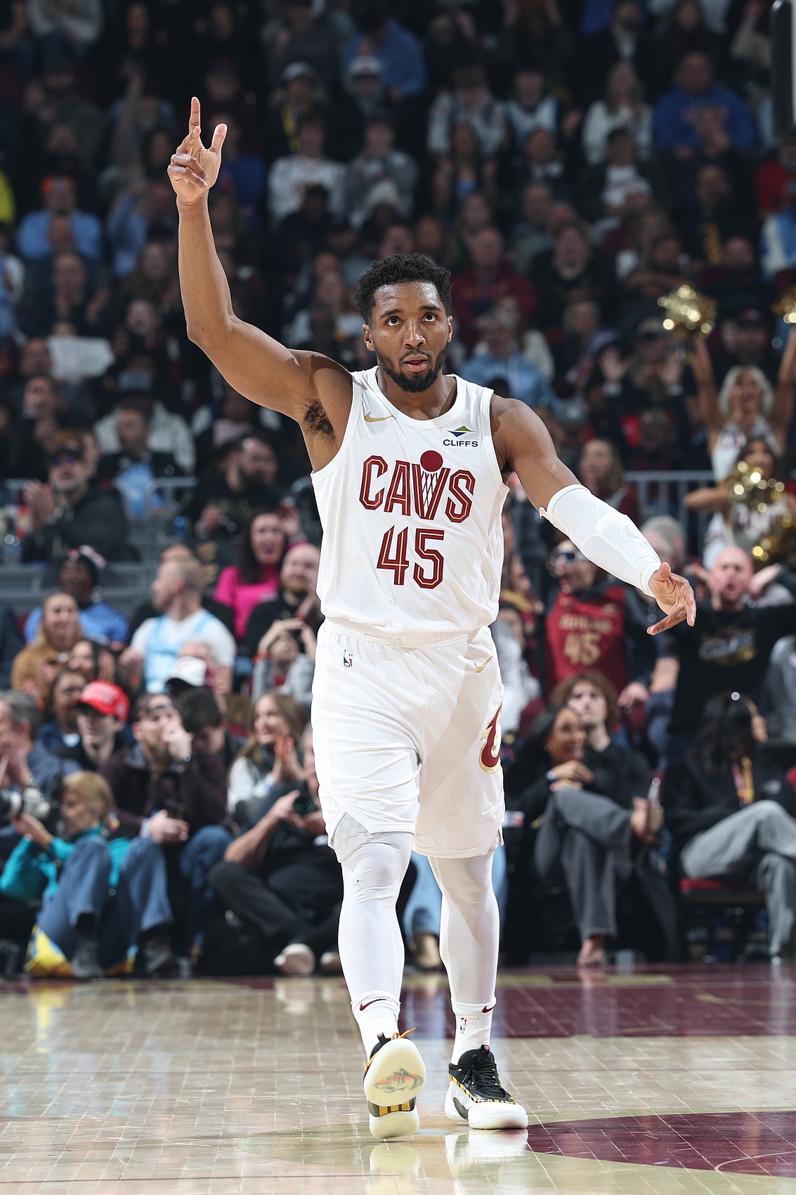 硬仗不手軟！米切爾對陣綠軍砍41分是賽季新高 本賽季首次單場40+