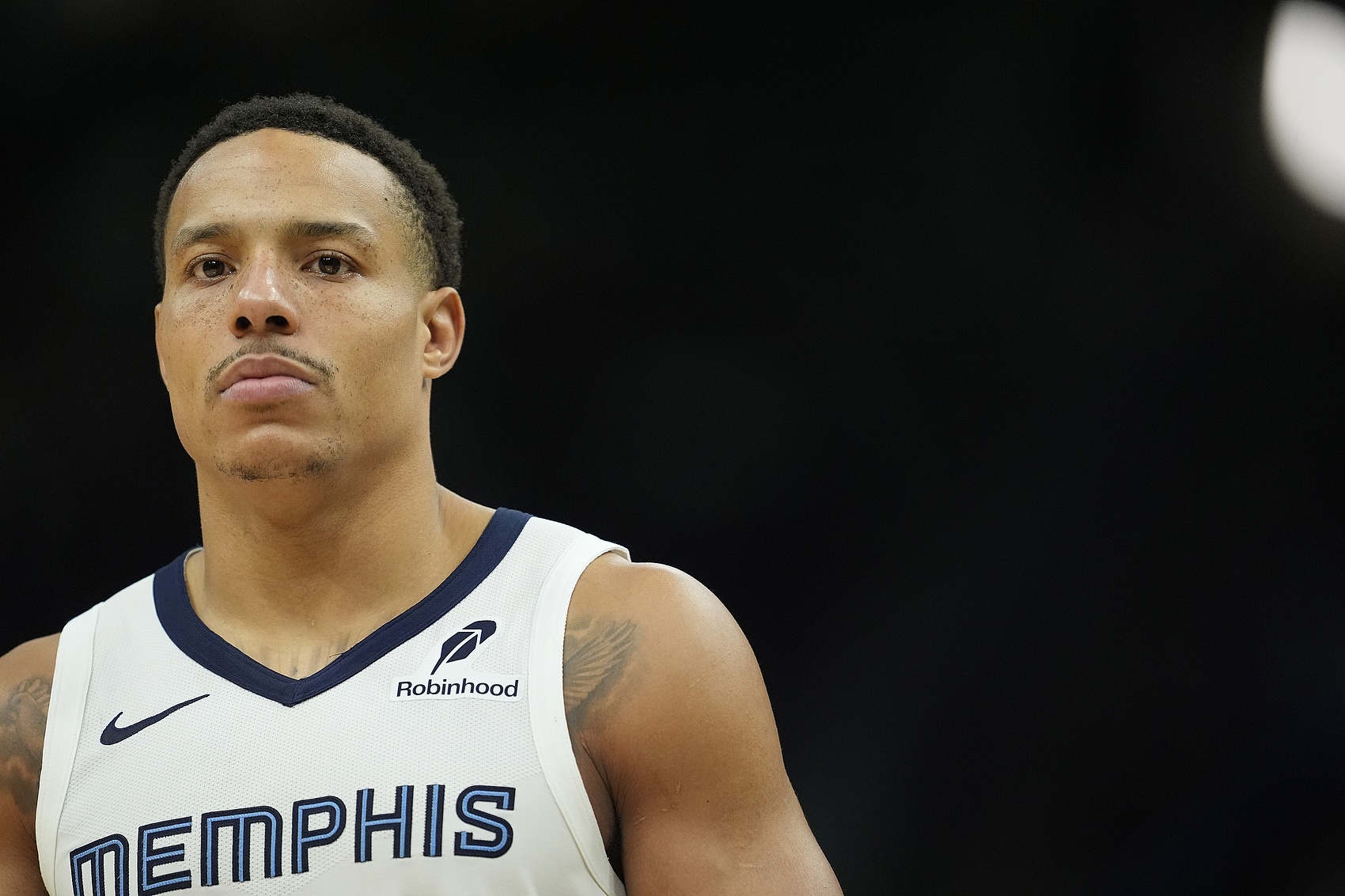 狀態(tài)是一點(diǎn)沒有！貝恩13中2得到7分5板8助1斷1帽 三分7中0