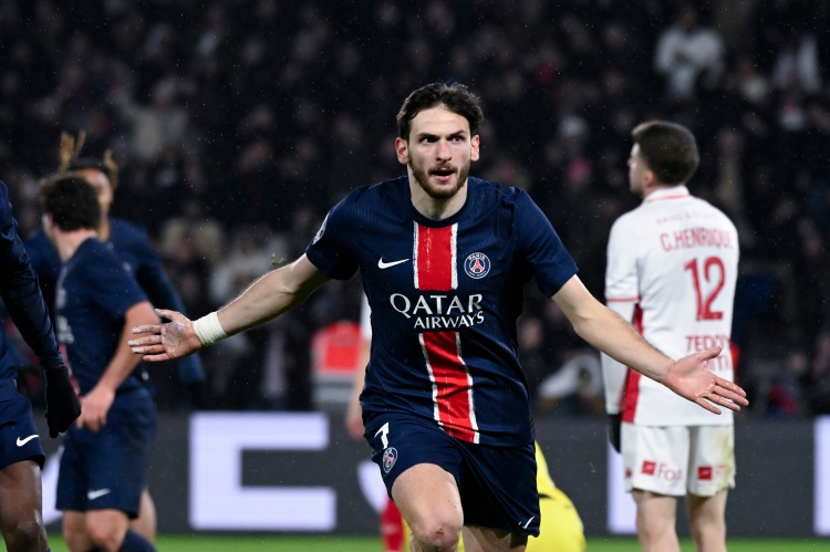 迪馬濟(jì)奧：利物浦去年夏天大約1億歐報(bào)價(jià)K77，但遭到那不勒斯拒絕