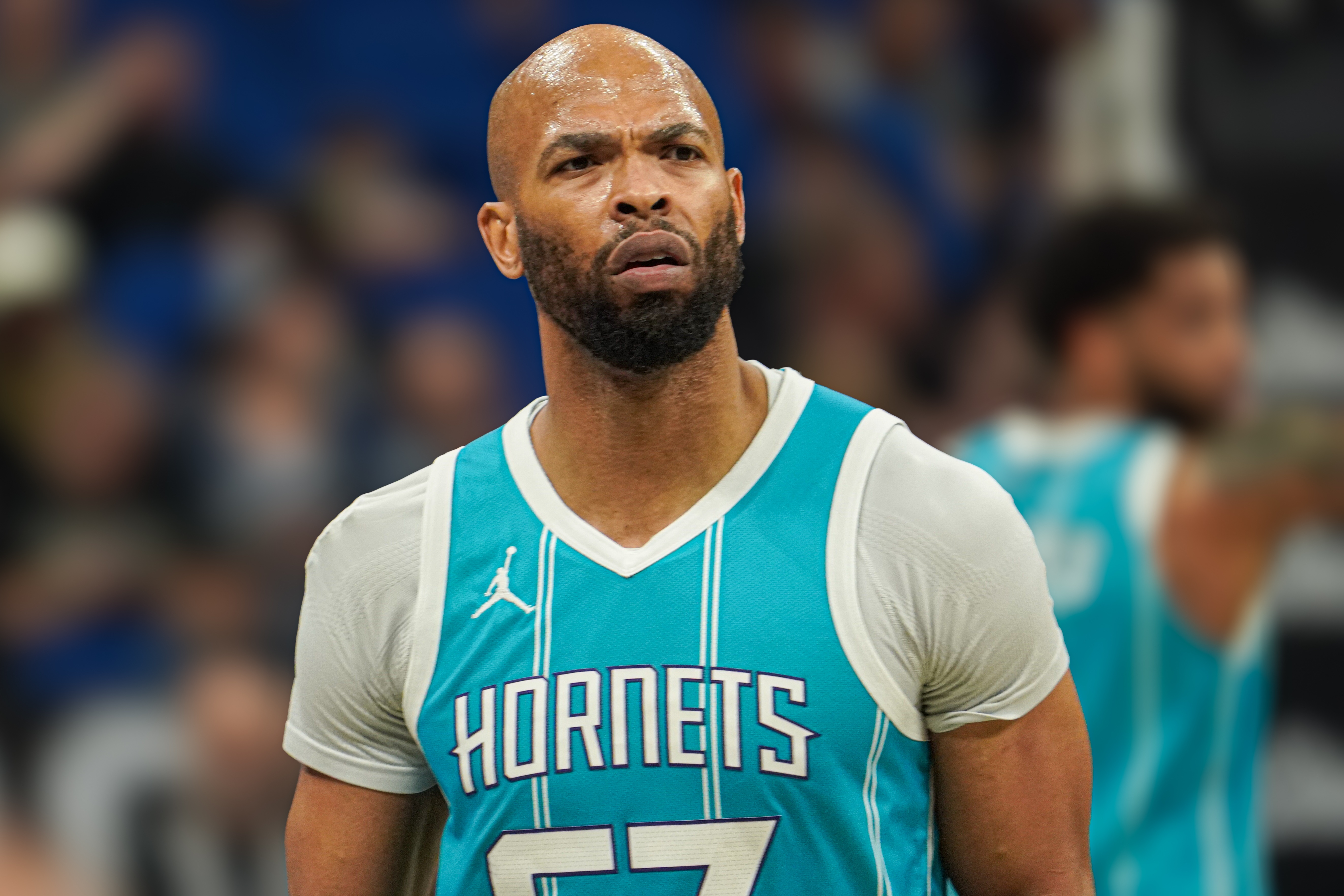 家有一老！39歲老將泰-吉布森出戰(zhàn)14分鐘獻上4分3蓋帽