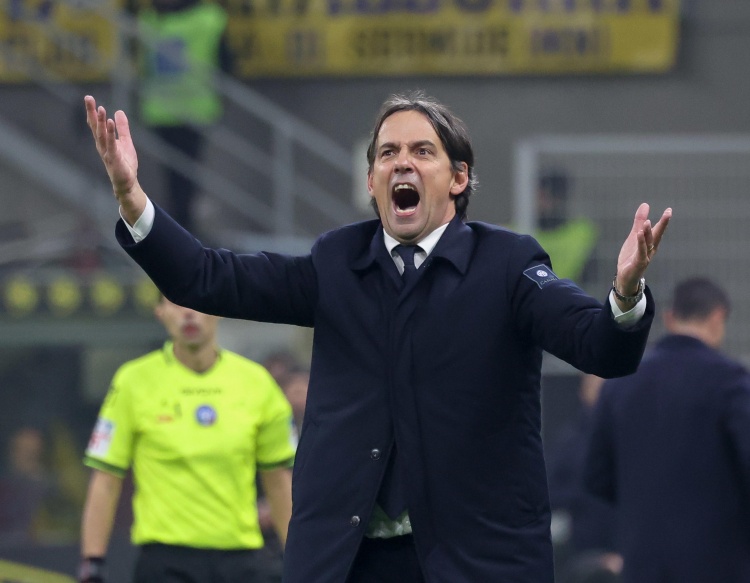 國(guó)米vs烏雞歷史戰(zhàn)績(jī)：國(guó)米118場(chǎng)62勝32平，近5場(chǎng)全勝&近15場(chǎng)僅1負(fù)