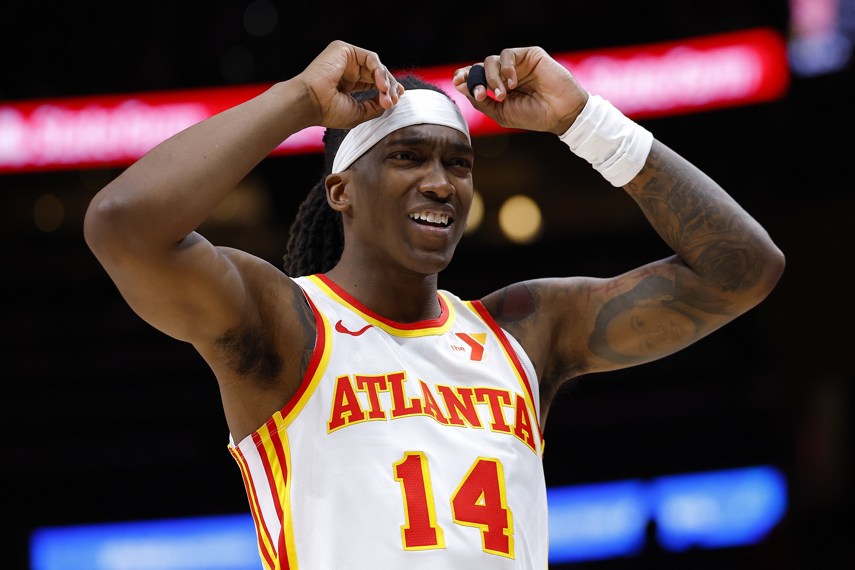 拼盡全力！曼恩12中7高效拿到16分 末節(jié)獨(dú)得12分